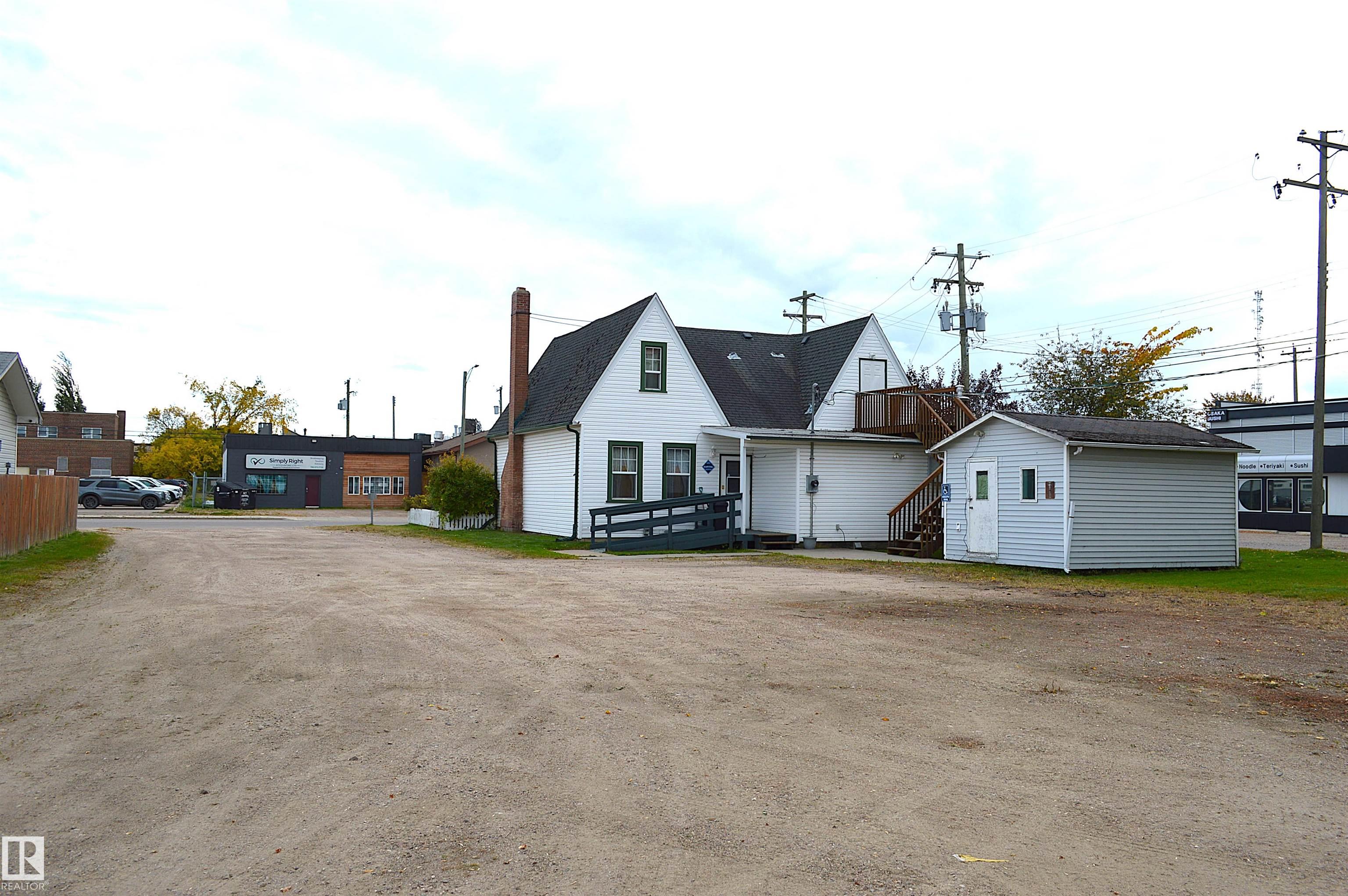 Third View of 5023 51 AVE Avenue, Bonnyville, Bonnyville Town, Alberta, T9N 0A6
