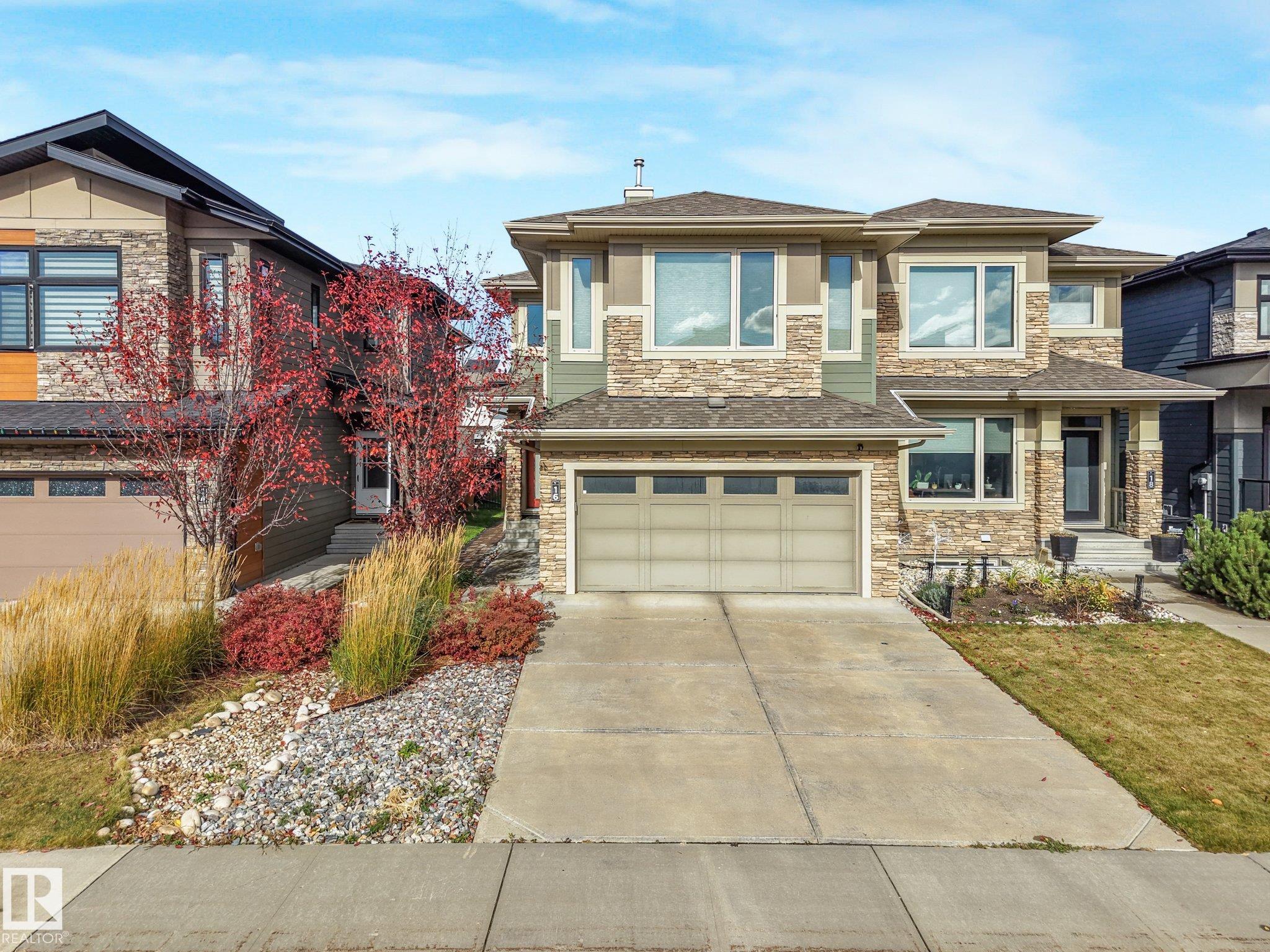16 FOSBURY Link, E4512288, Alberta,