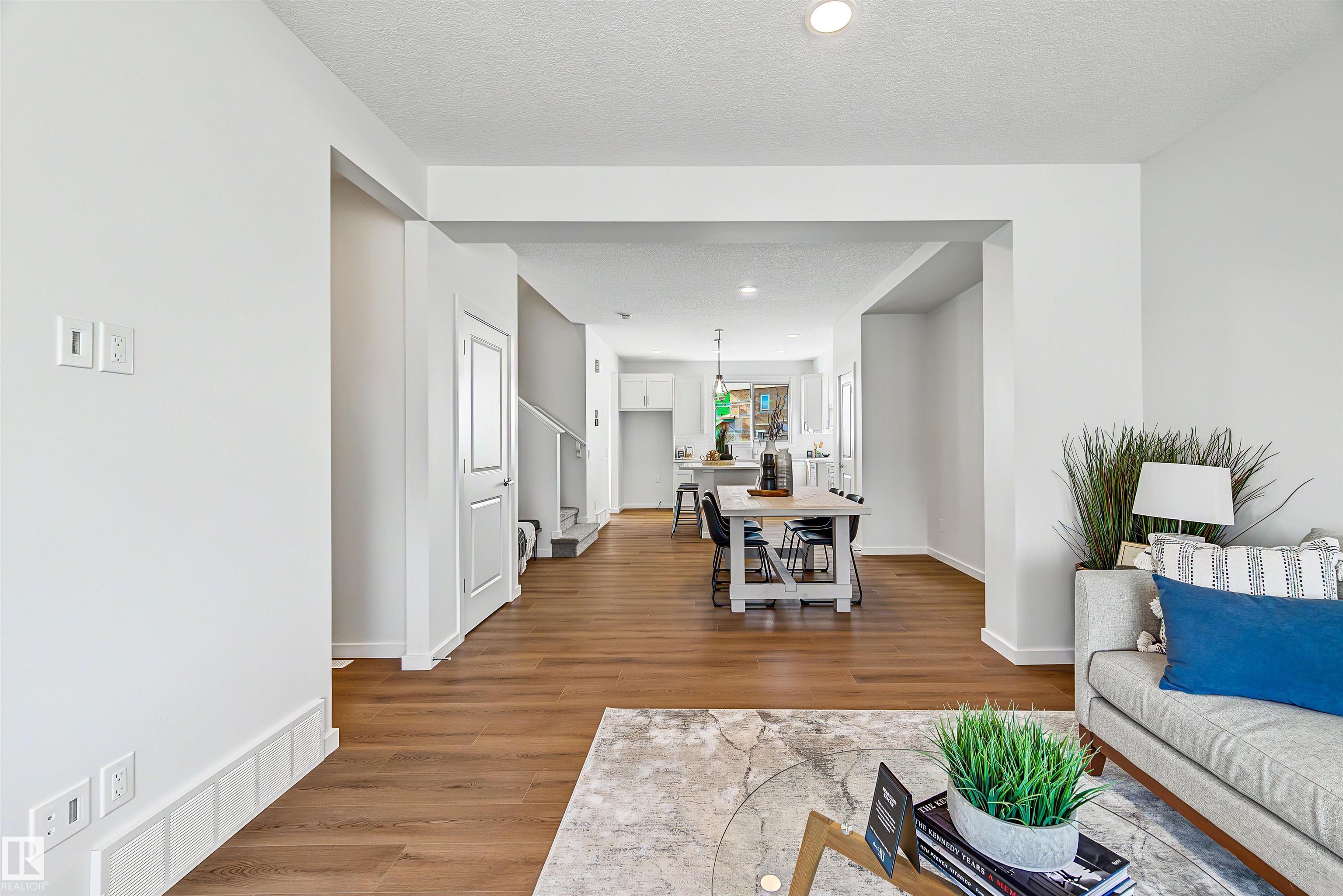 Fifth View of 3028 192 Street, The Uplands, Edmonton, Alberta, T6M 3M3