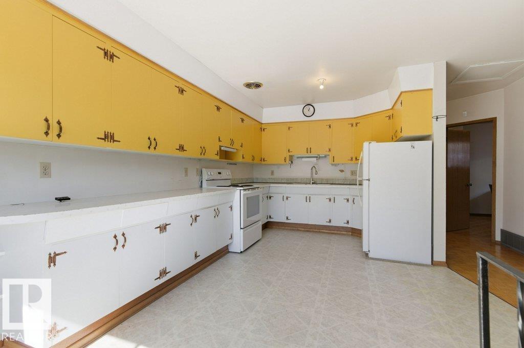 Fifth View of 10459 66 Avenue, Allendale, Edmonton, Alberta, T6H 1X2
