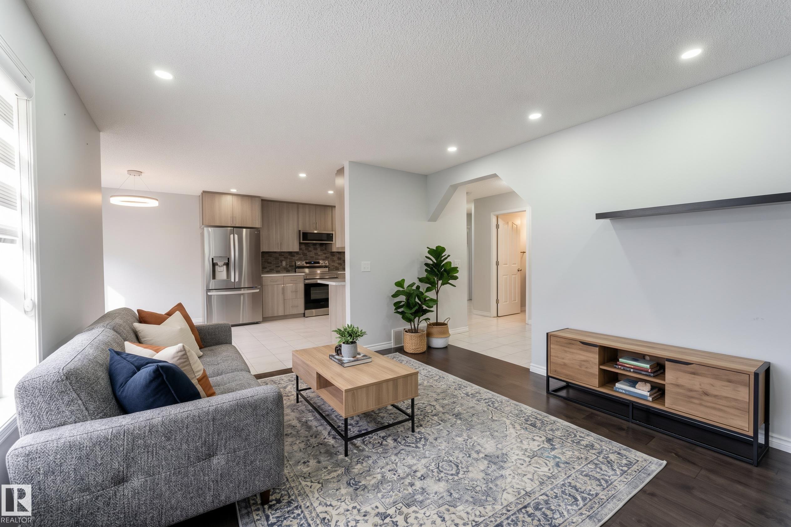Fourth View of 15406 138A Street, Carlton, Edmonton, Alberta, T6V 1P7