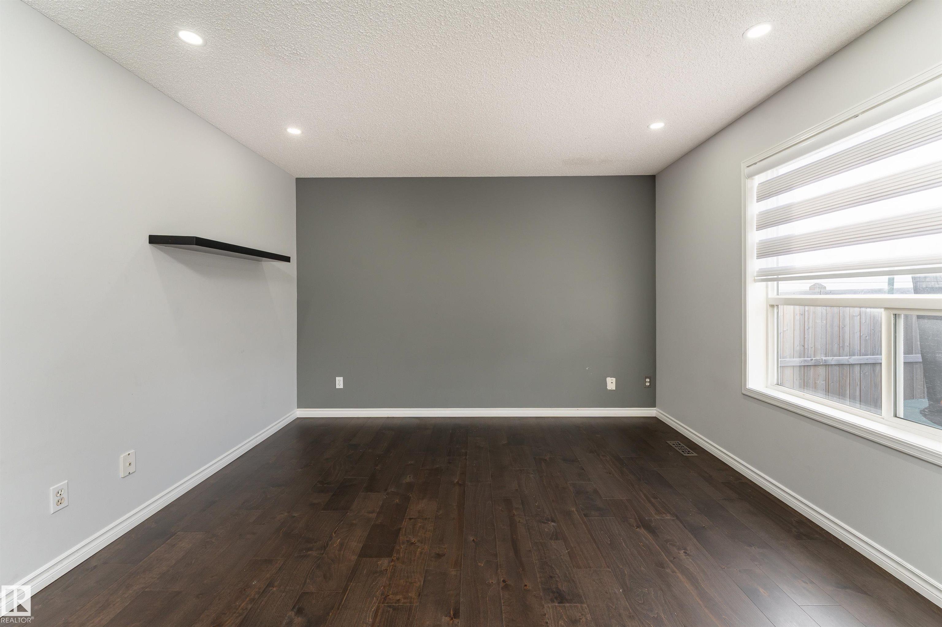 Fifth View of 15406 138A Street, Carlton, Edmonton, Alberta, T6V 1P7