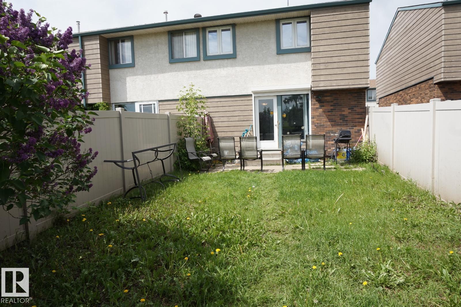 Second View of 129 ABBOTTSFIELD Road, Abbottsfield, Edmonton, Alberta, T5W 4S9