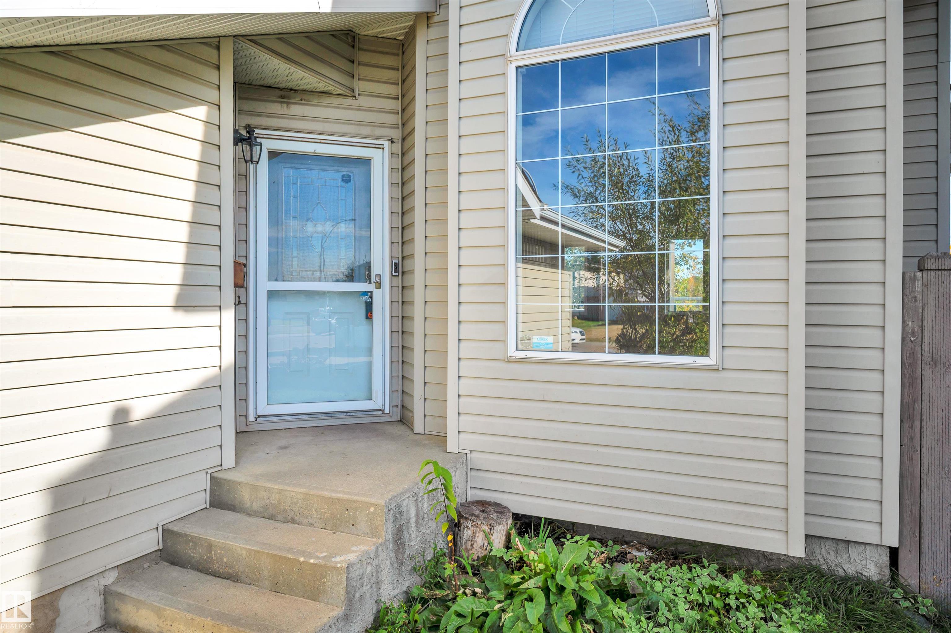 Fifth View of 15155 19 Street, Fraser, Edmonton, Alberta, T5Y 2R7