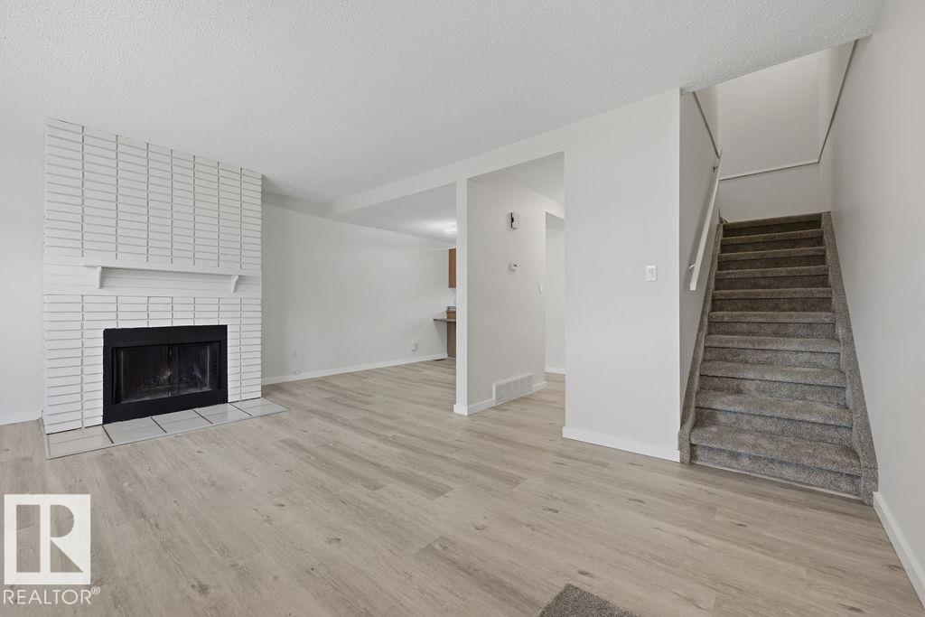 Second View of 10473 24 Avenue, Ermineskin, Edmonton, Alberta, T6J 4S2