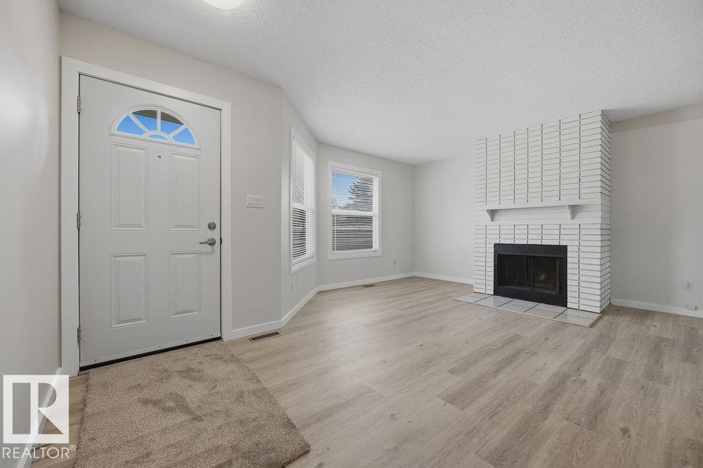 Fourth View of 10473 24 Avenue, Ermineskin, Edmonton, Alberta, T6J 4S2