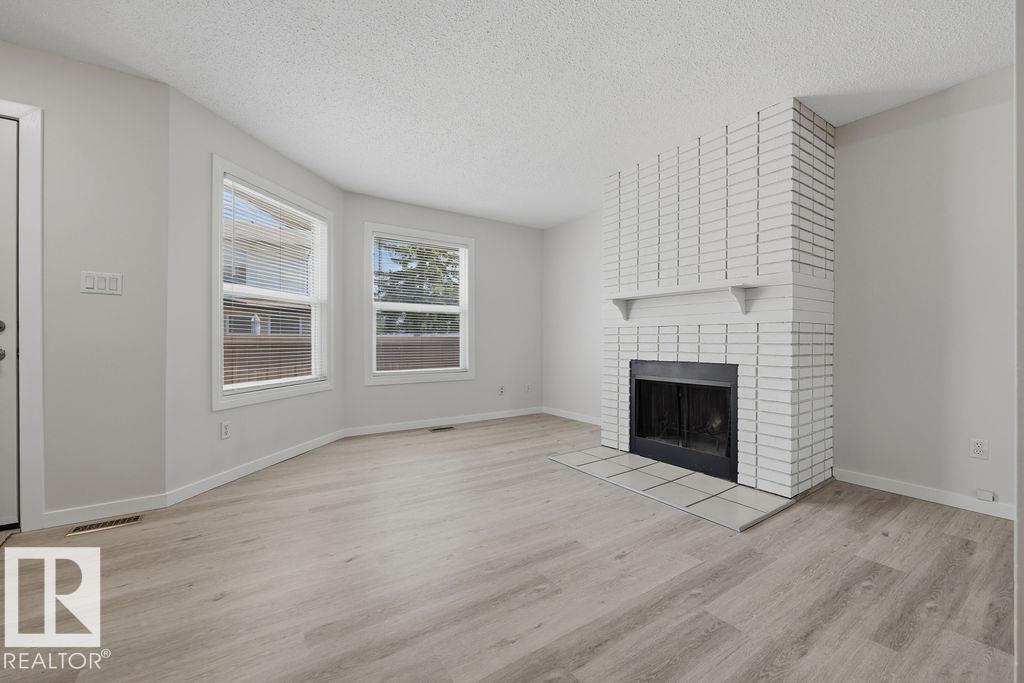 Fifth View of 10473 24 Avenue, Ermineskin, Edmonton, Alberta, T6J 4S2