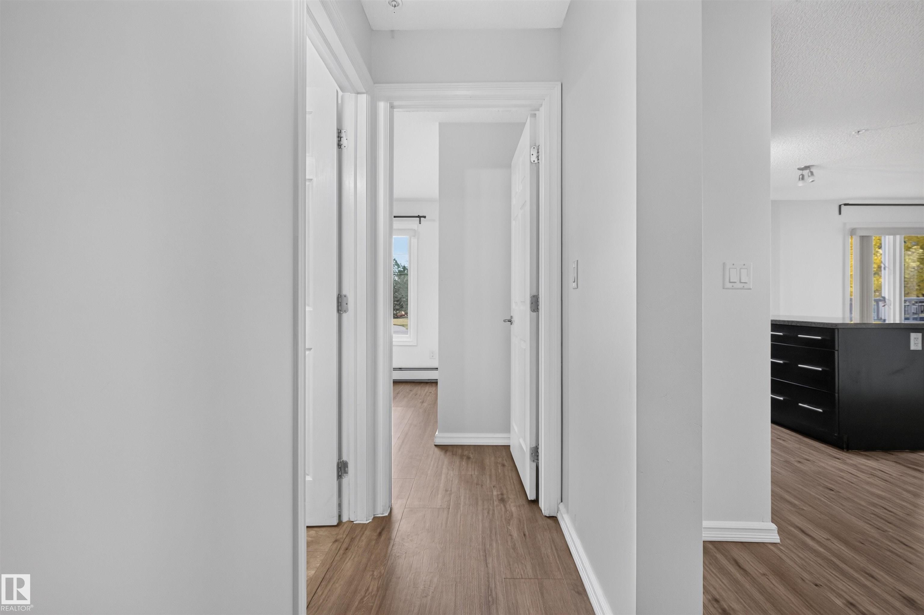 Fourth View of 116 2204 44 Avenue, Larkspur, Edmonton, Alberta, T6T 0G5
