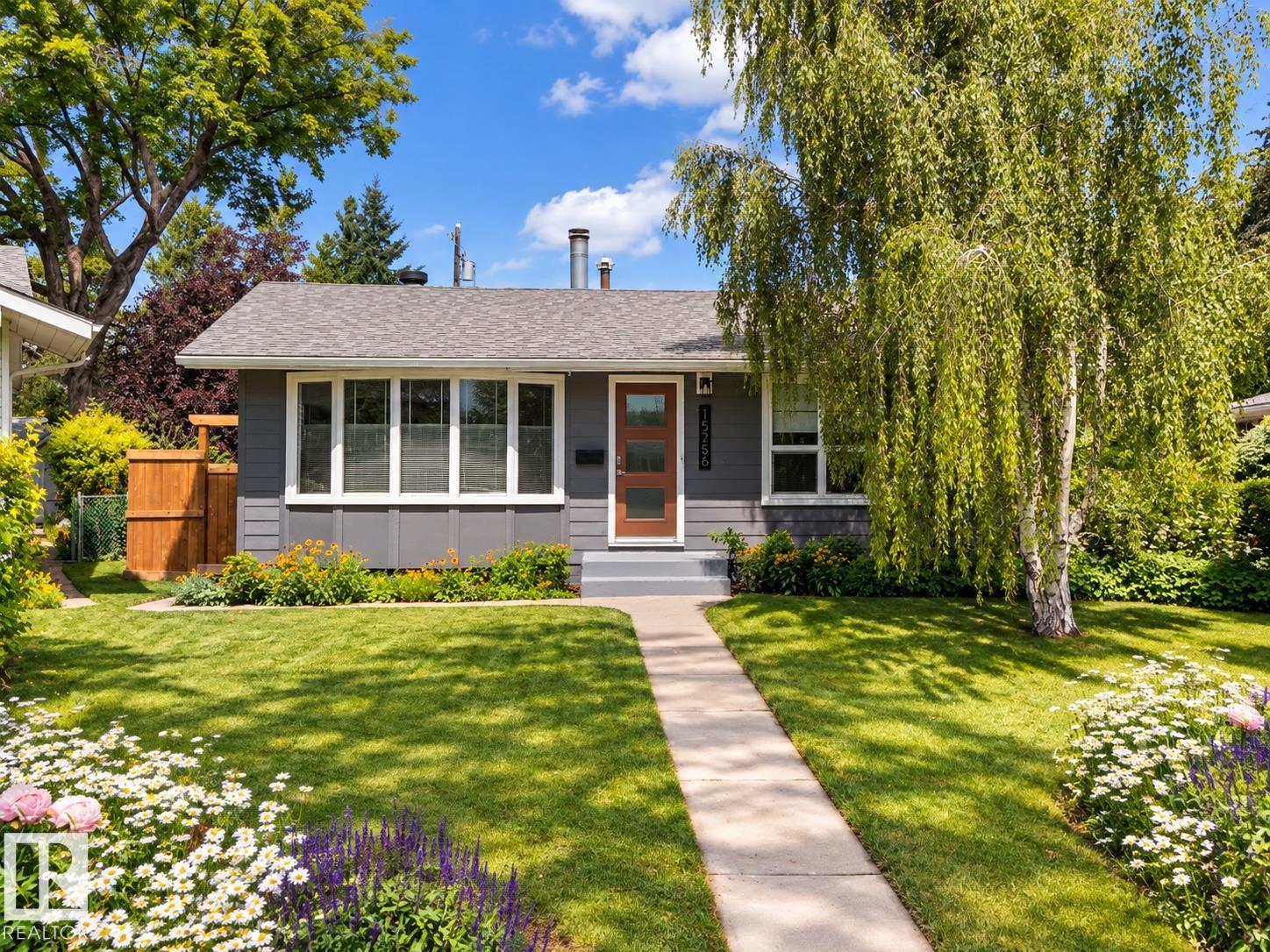 Main View of 15256 86 Avenue, Lynnwood, Edmonton, Alberta, T5R 4C3