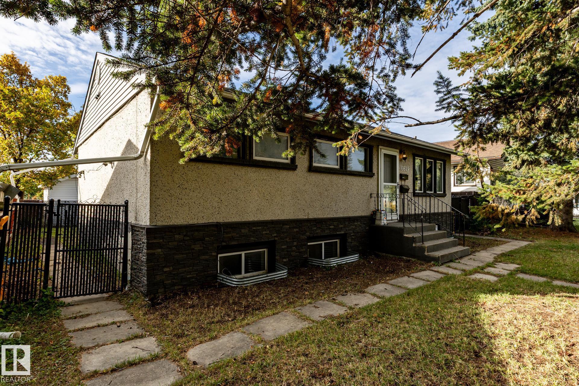 Second View of 10619 129 Avenue, Lauderdale, Edmonton, Alberta, T5E 0L3