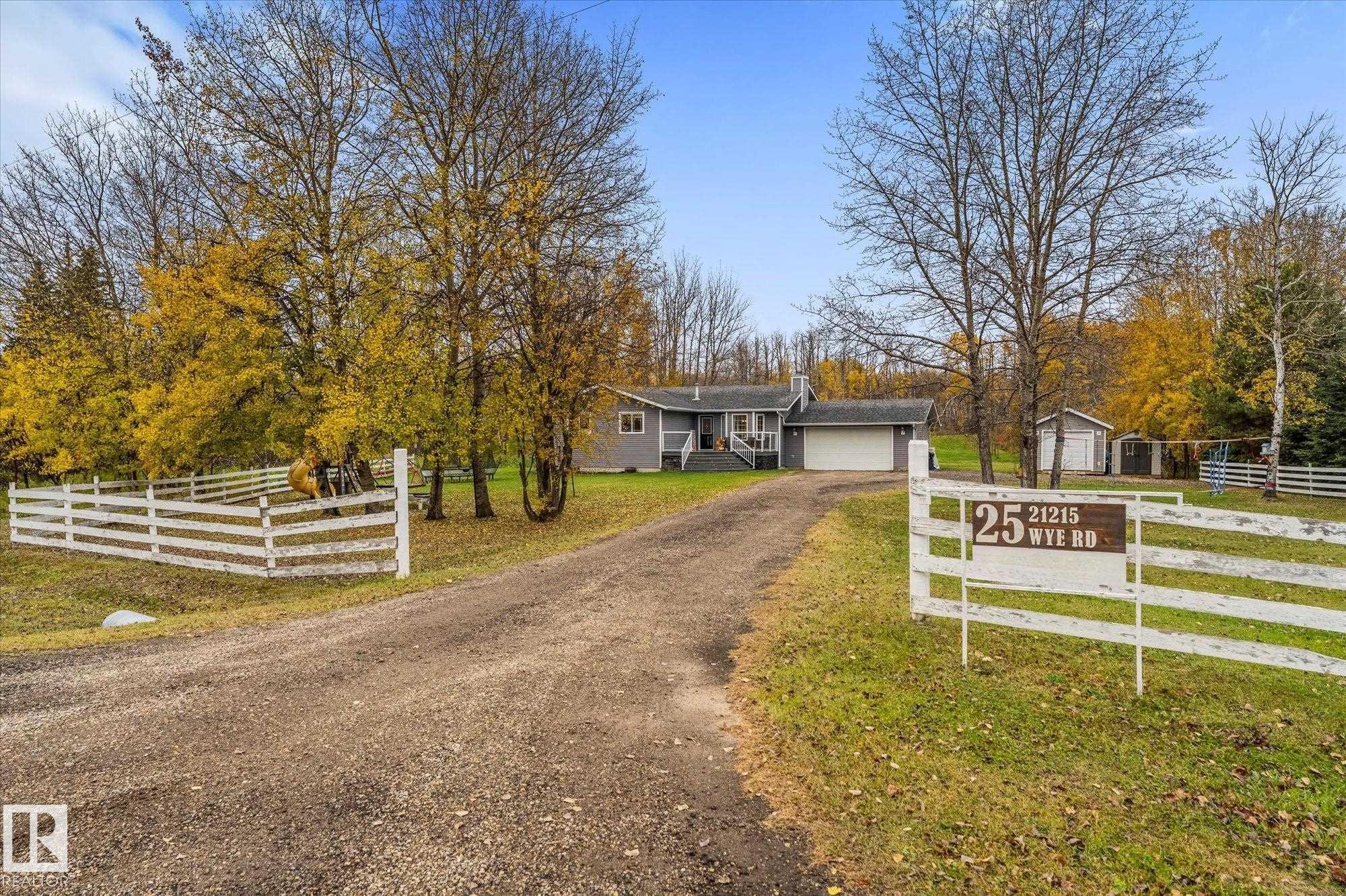 Second View of 25 21215 WYE Road, Eaglebrook Estates, Rural Strathcona County, Alberta, T8L 1C8