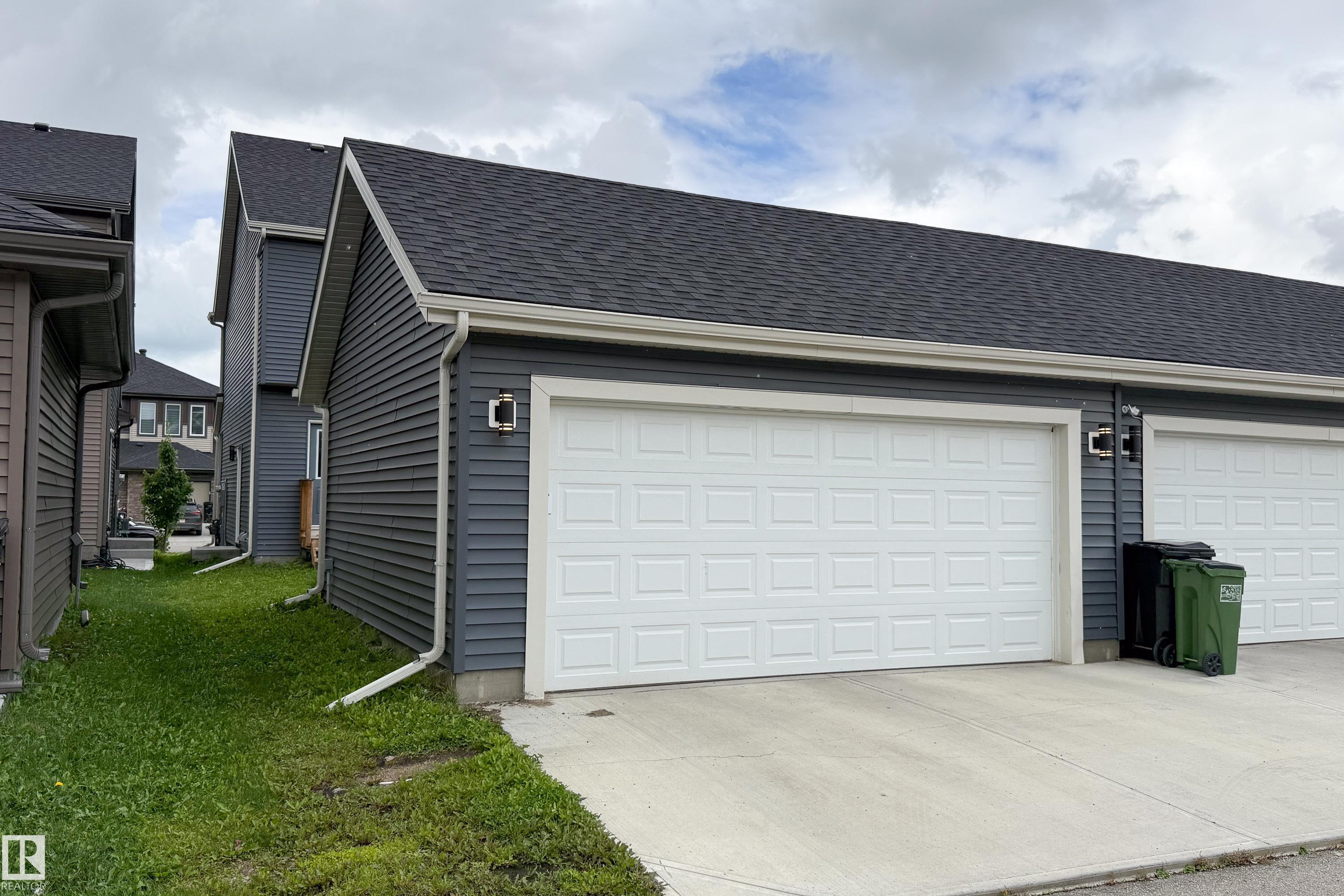 Third View of 7109 Chivers Close, Chappelle Area, Edmonton, Alberta, T6W 4L3