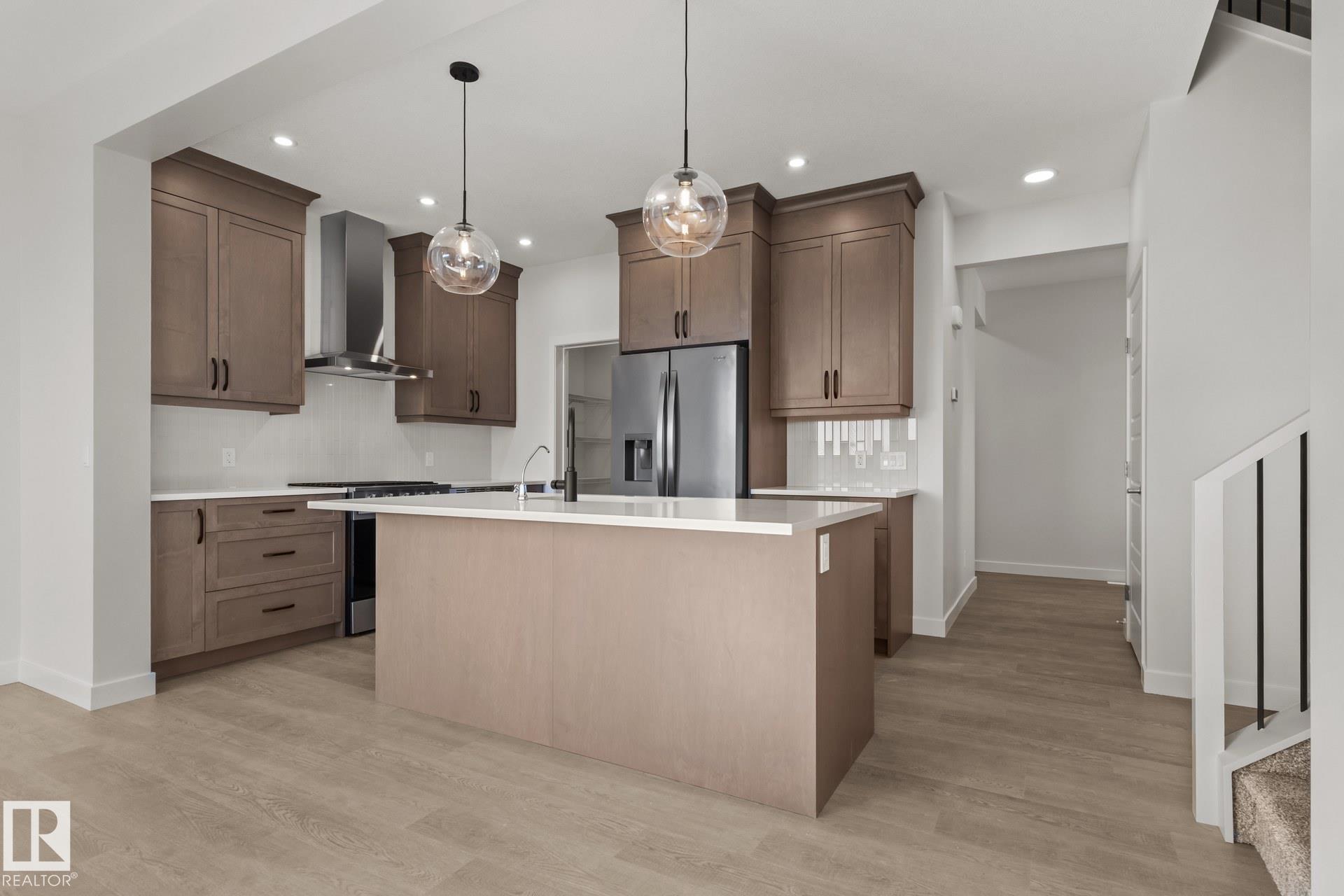 2503 MUCKLEPLUM Court, E4512965, Alberta,
