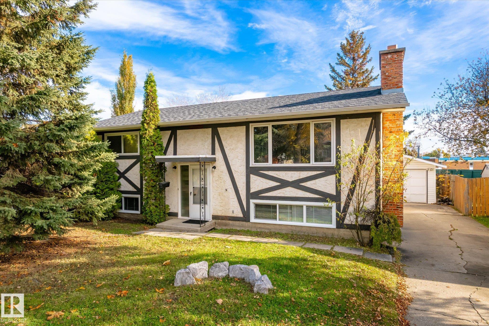 Second View of 5 MARCHAND Place, Mission (St. Albert), St. Albert, Alberta, T8N 1L7
