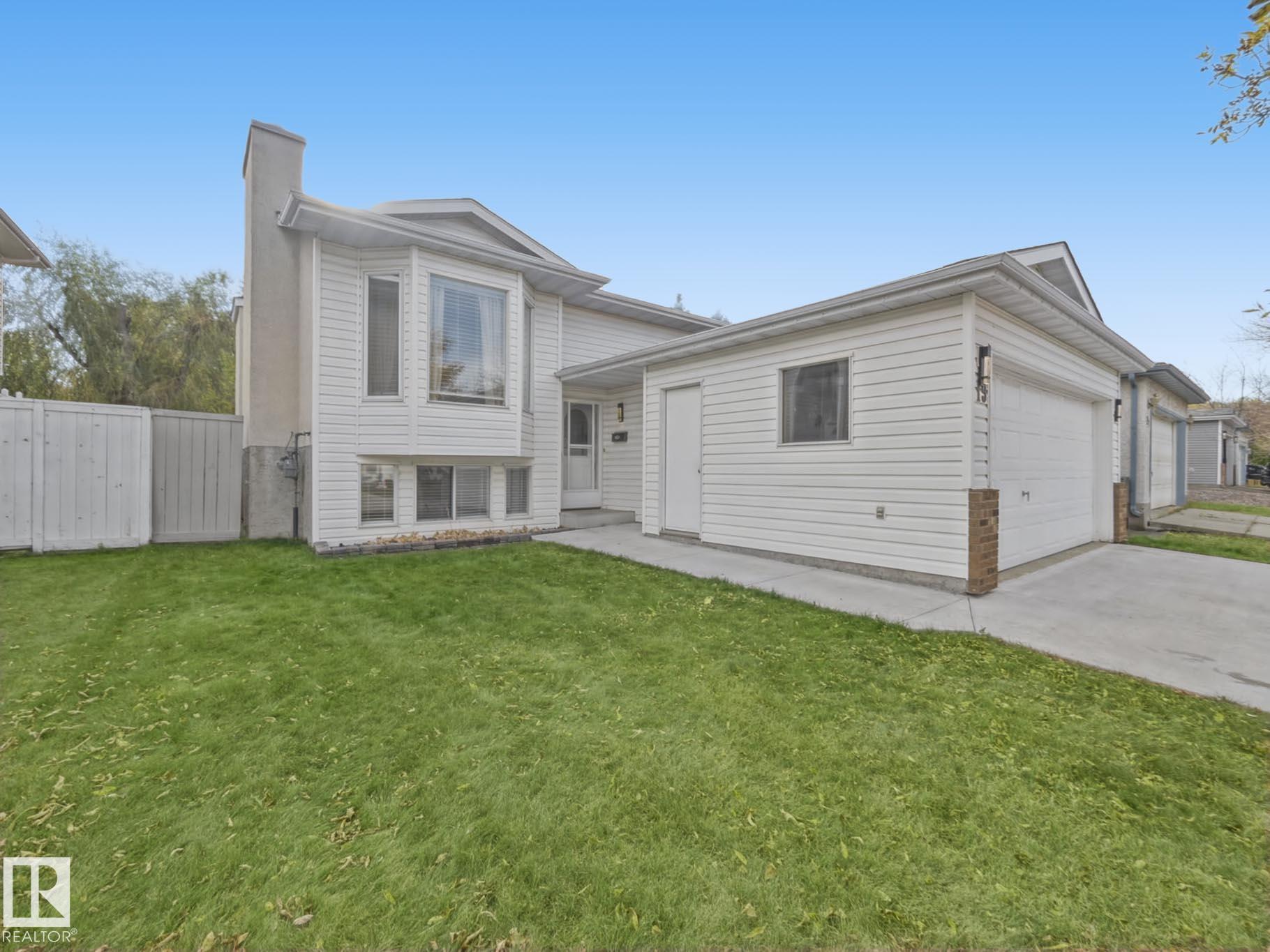 19 DARLINGTON Drive, E4513215, Alberta,