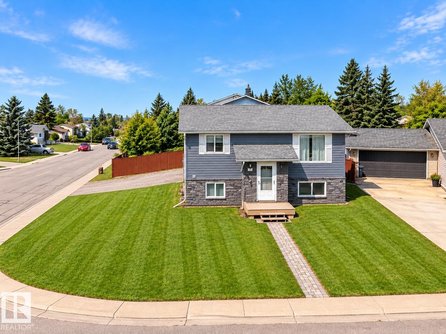 1802 12 Street, E4513372, Alberta,