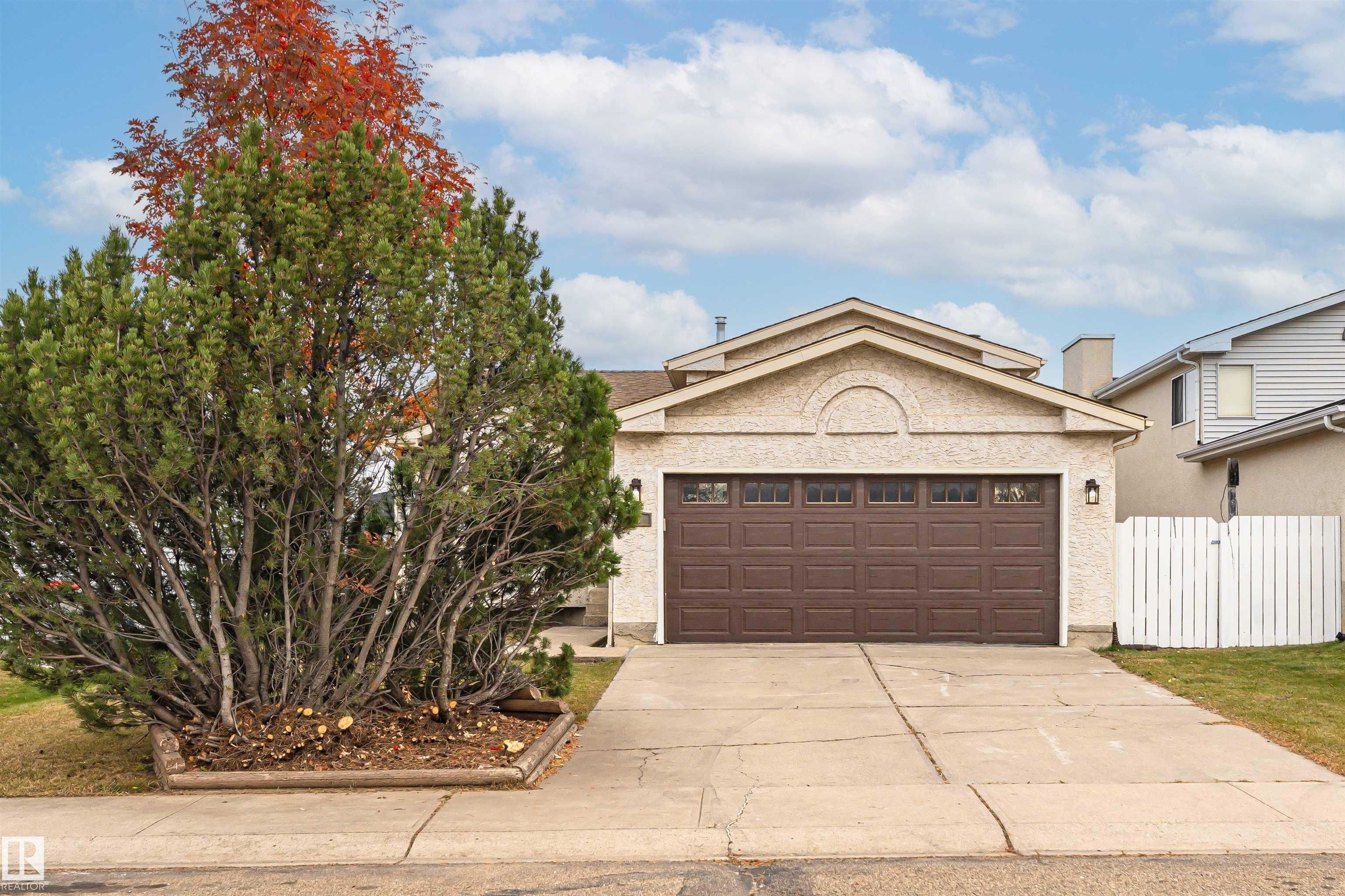 18 ABERDEEN Way, E4513384, Alberta,
