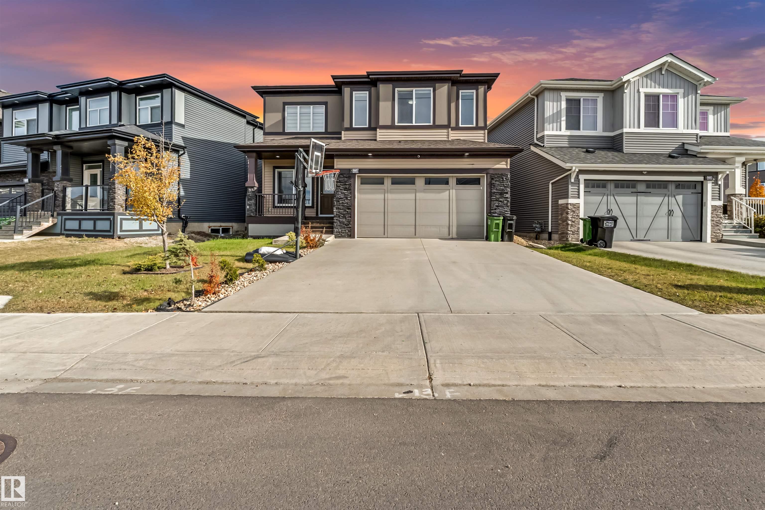 8607 MAYDAY Wynd, E4513407, Alberta,