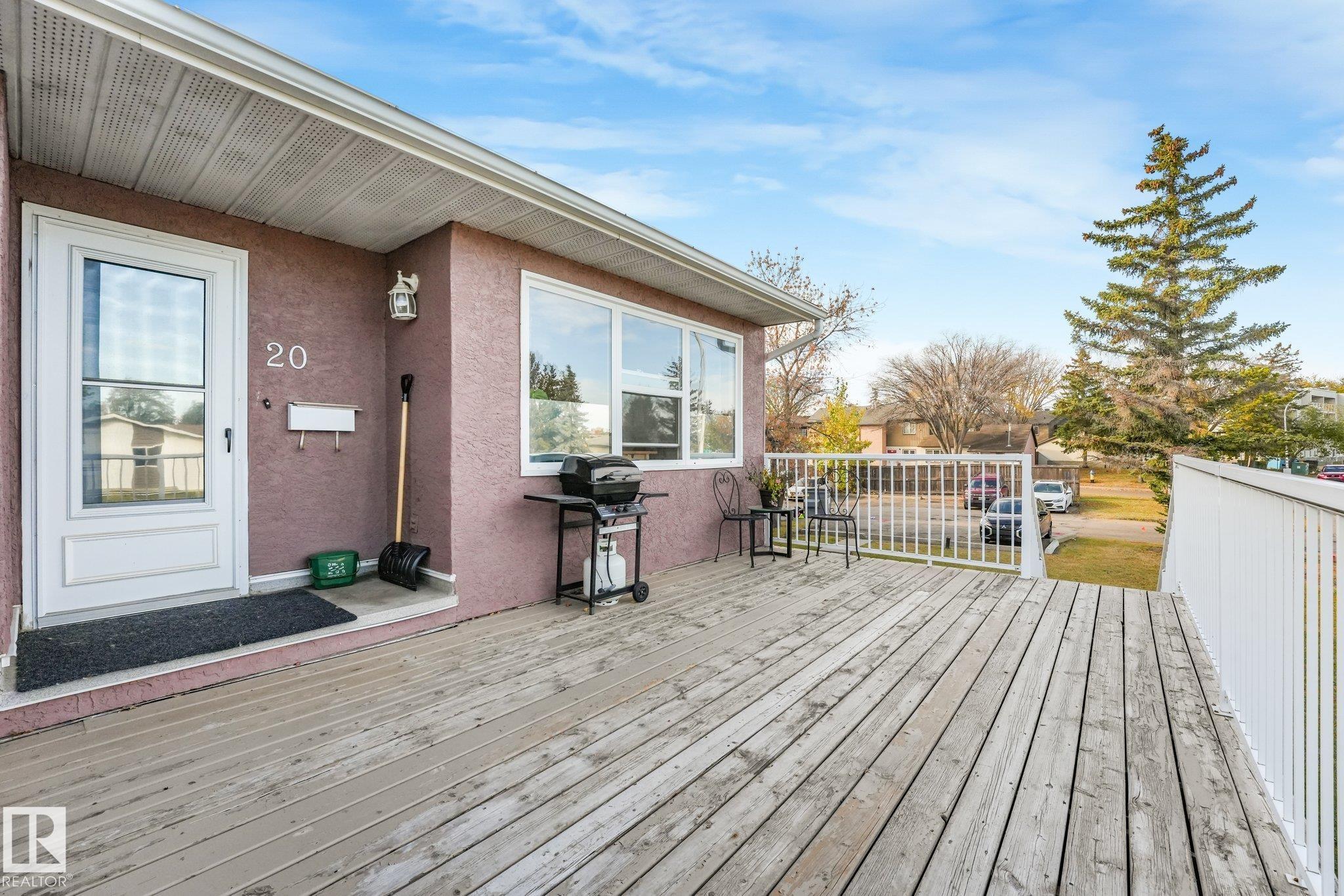 Second View of 20 13580 38 Street, Belmont, Edmonton, Alberta, T5A 2W7