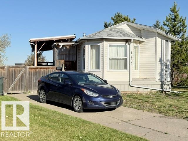 1234 Lake Vista Crescent, E4513703, Alberta,