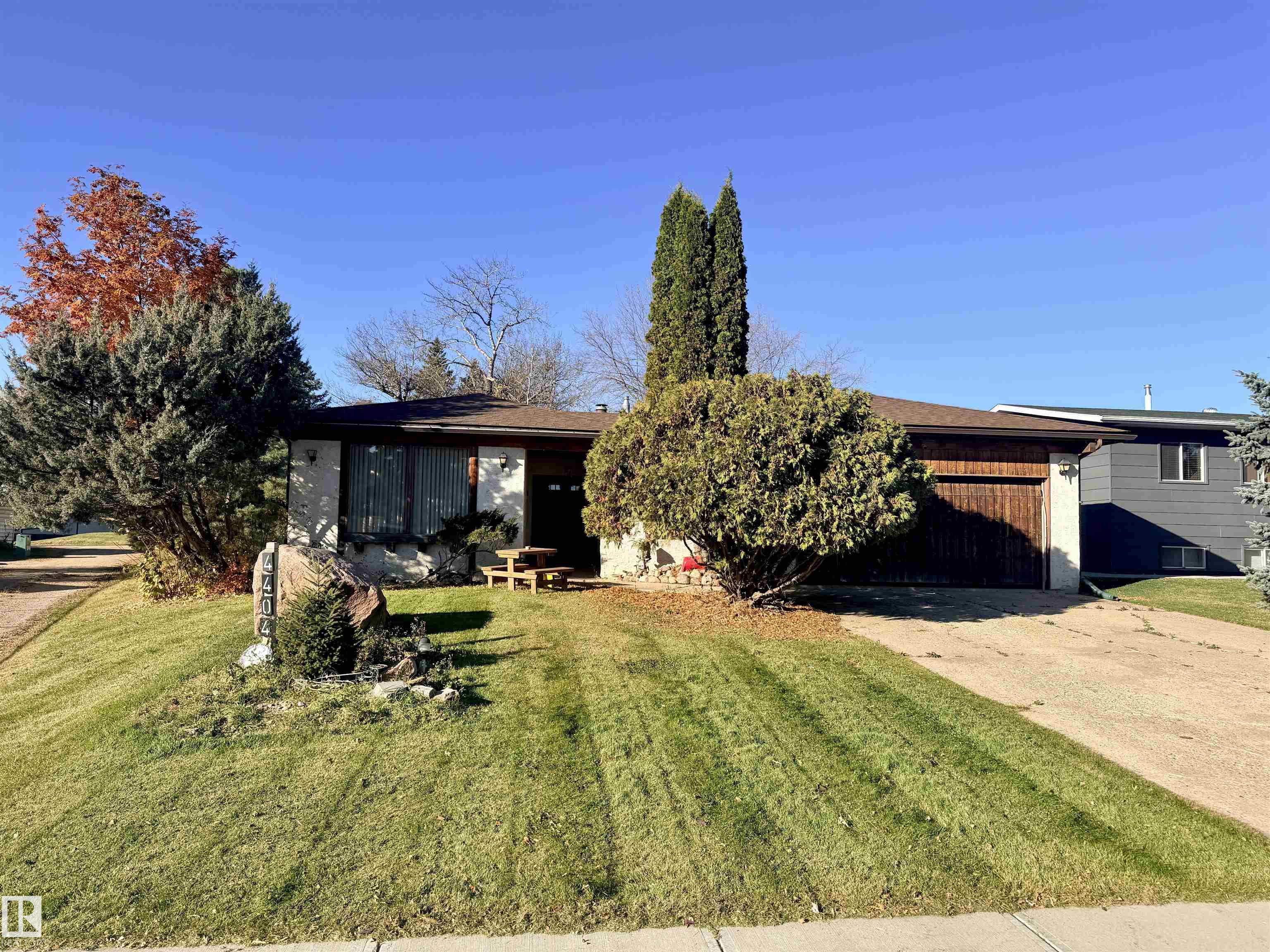4404 46A Street, E4513715, Alberta,