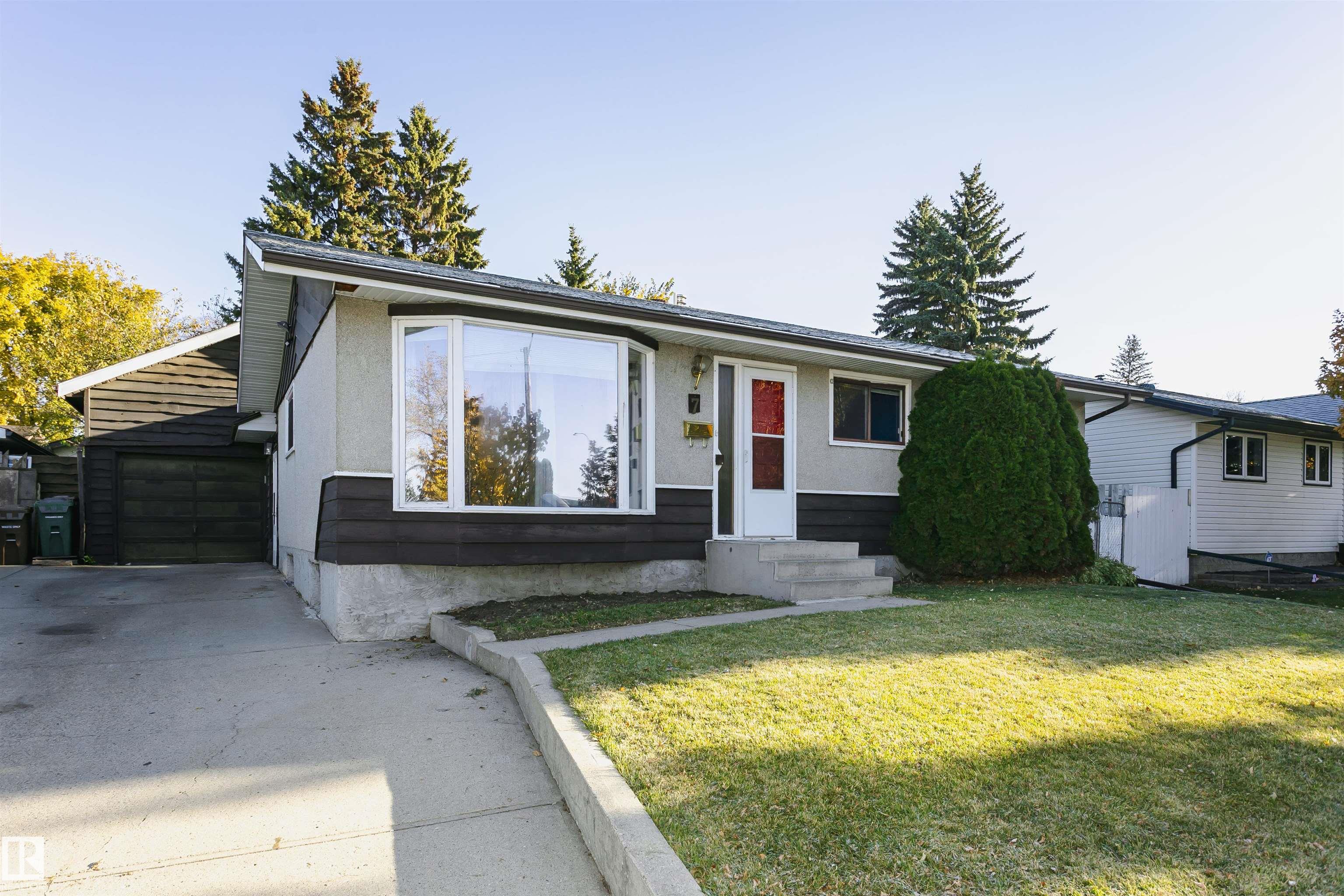 7 SHERIDAN Drive, E4513729, Alberta,