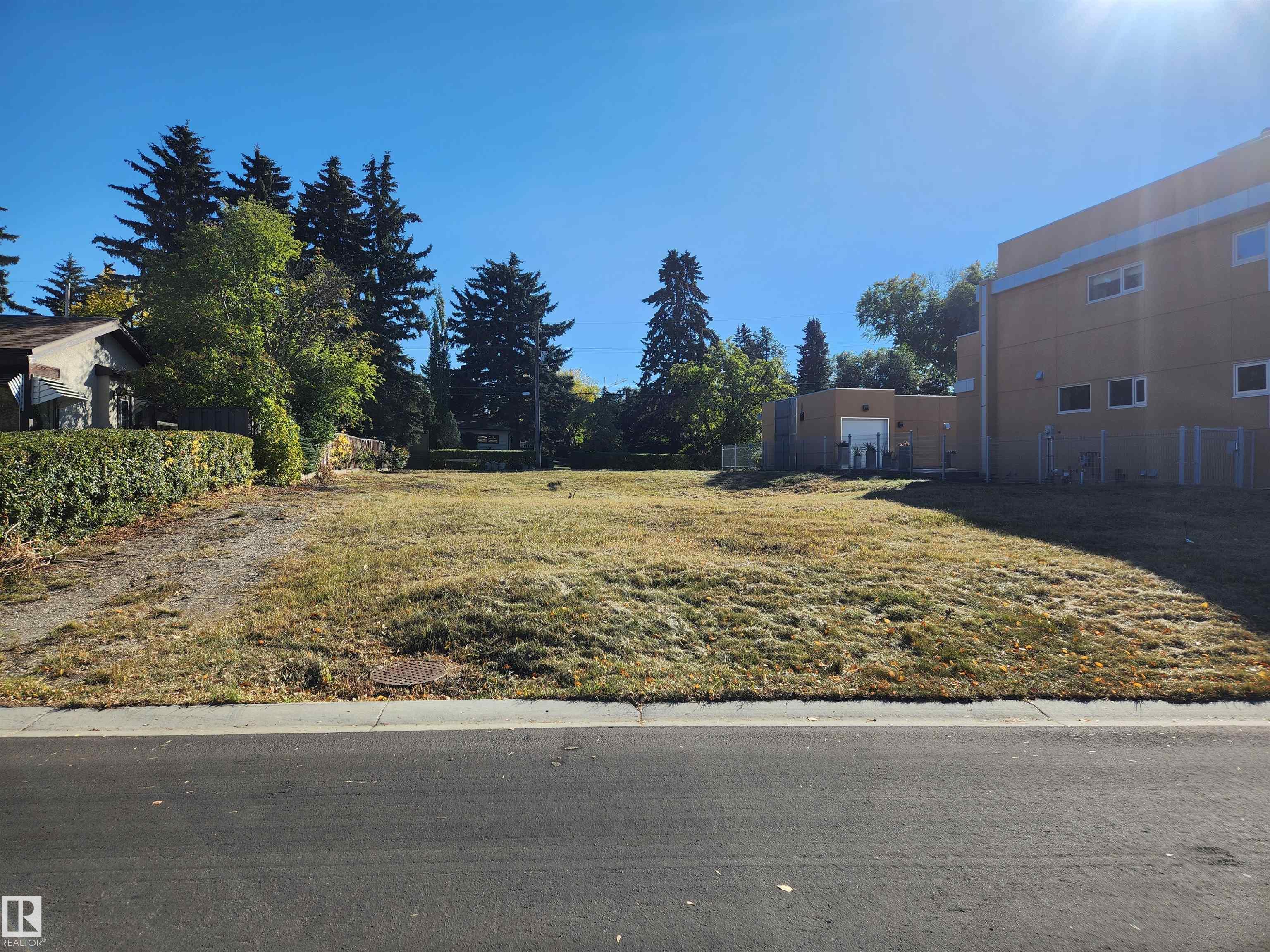 Second View of 9019 SASKATCHEWAN Drive, Windsor Park (Edmonton), Edmonton, Alberta, T6G 2B2