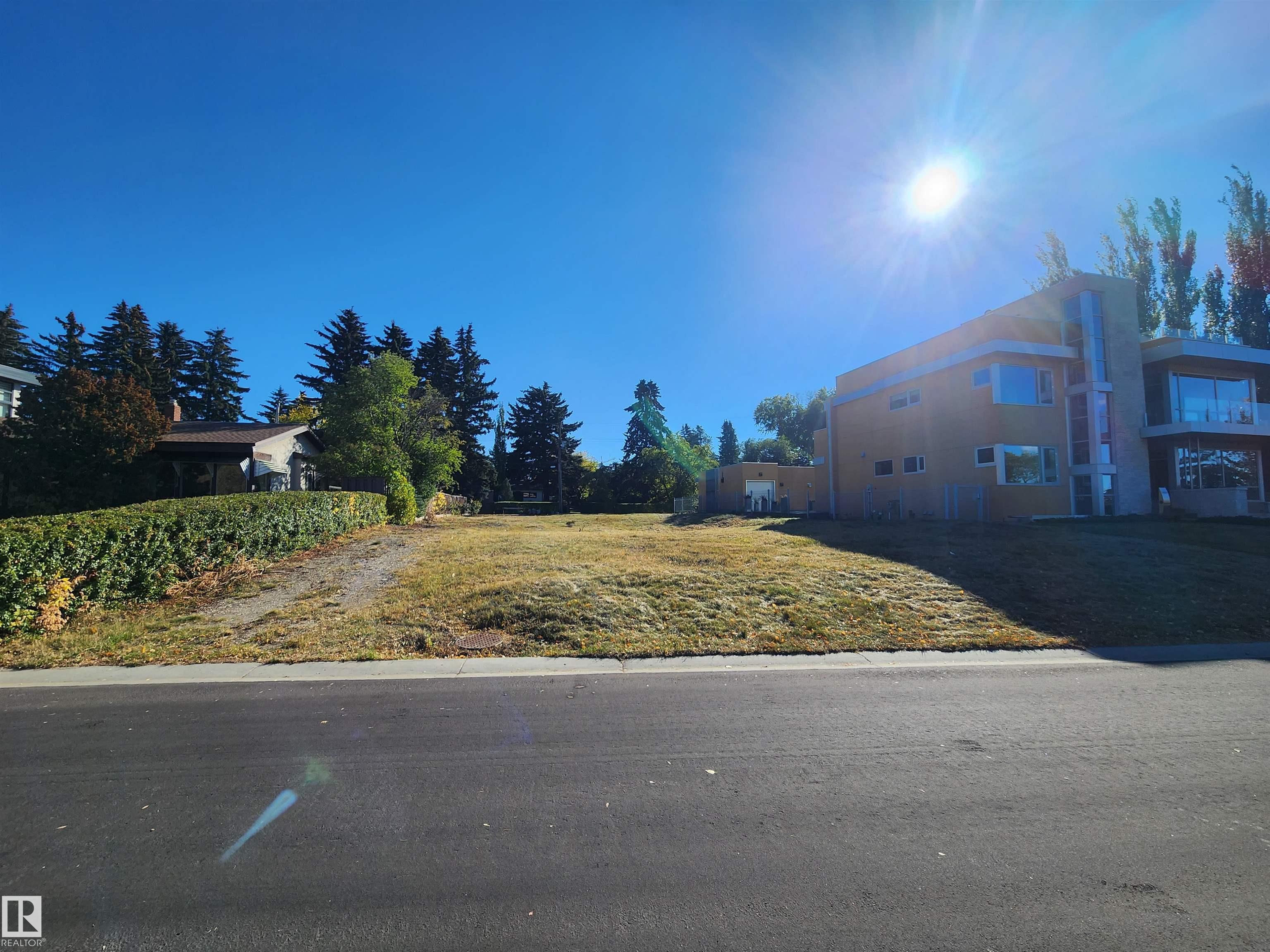 Third View of 9019 SASKATCHEWAN Drive, Windsor Park (Edmonton), Edmonton, Alberta, T6G 2B2