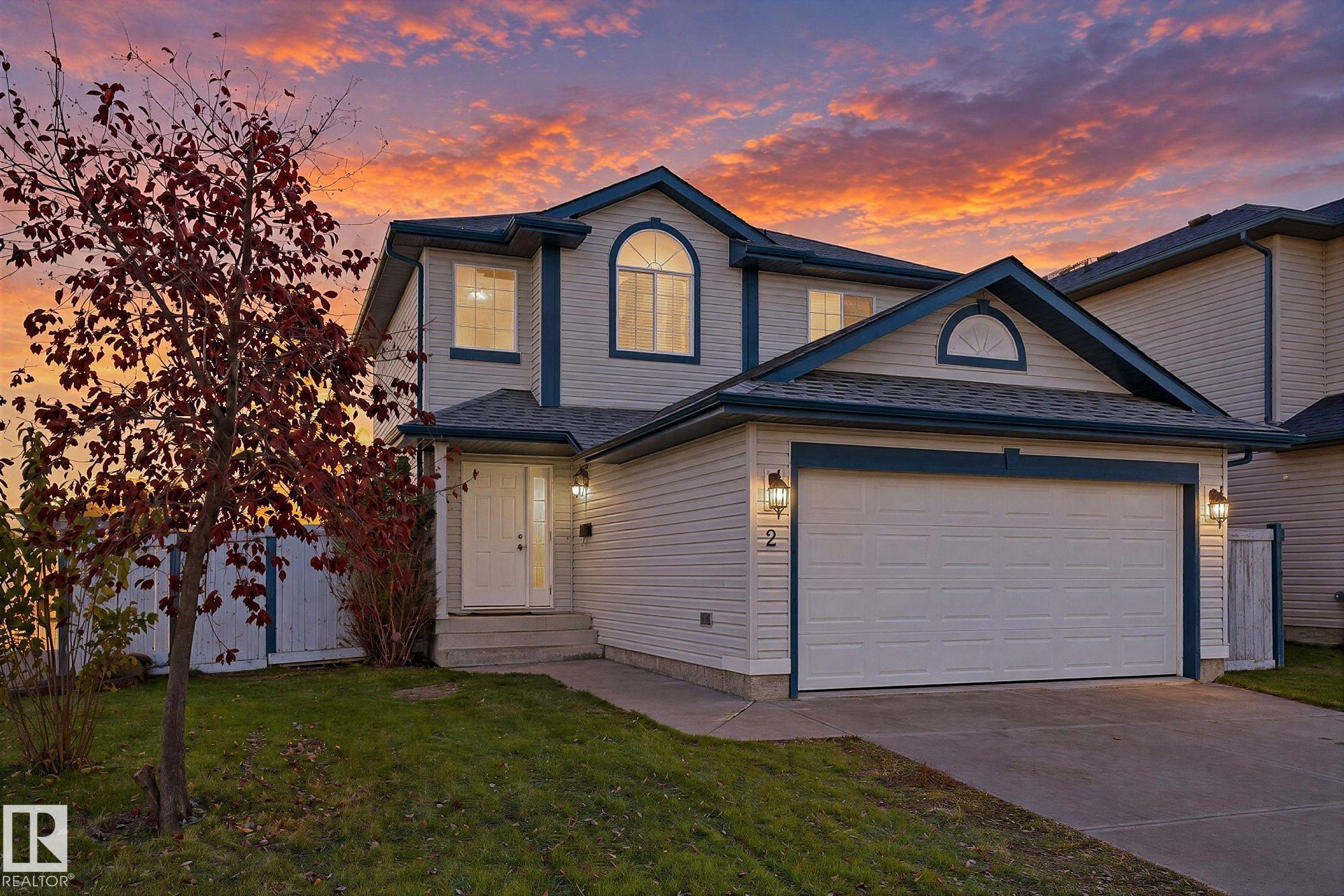 2 HEATHERGLEN Drive, E4514086, Alberta,