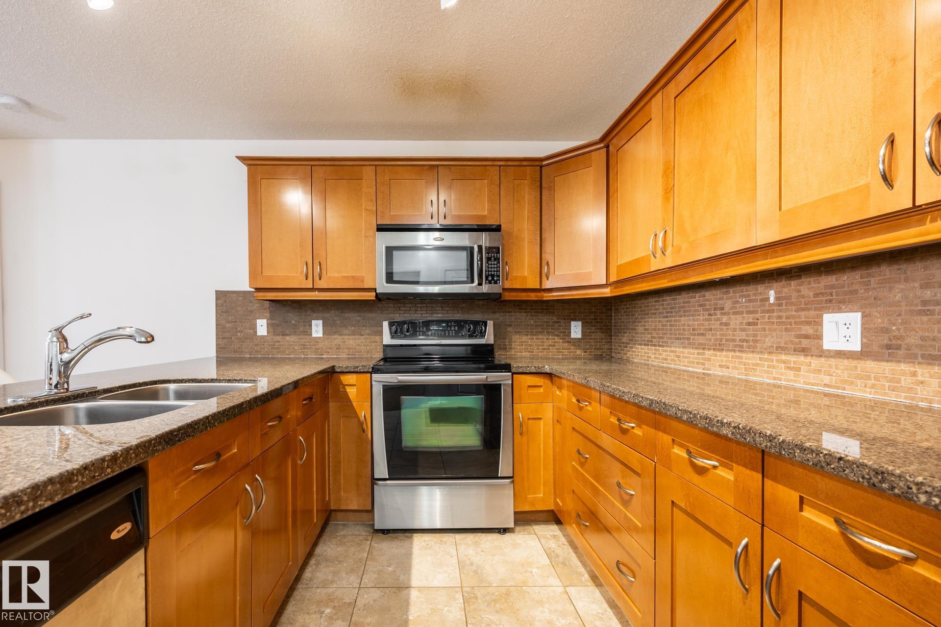 207 400 PALISADES Way, E4514088, Alberta,