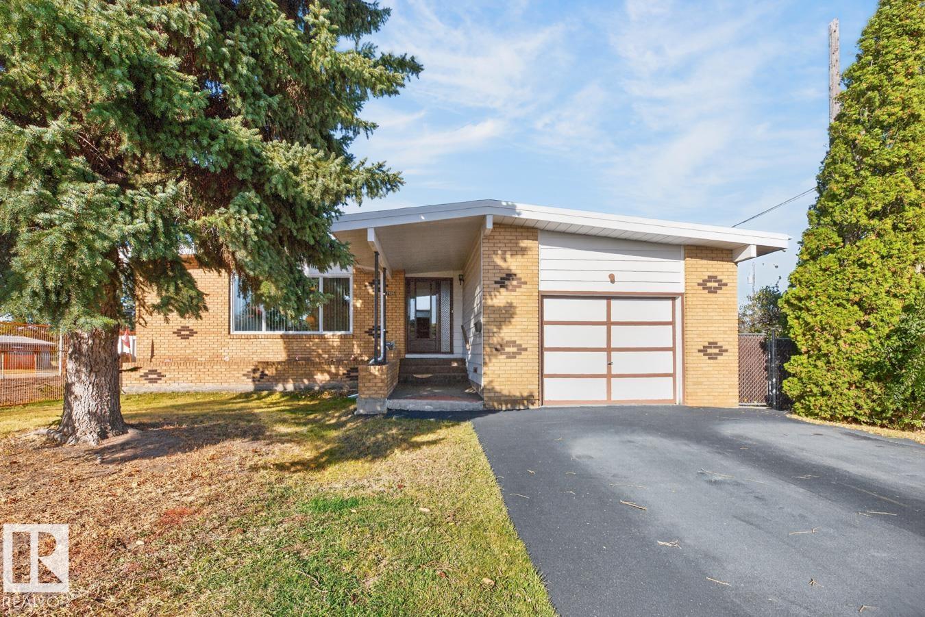 7016 86 Avenue, E4514215, Alberta,