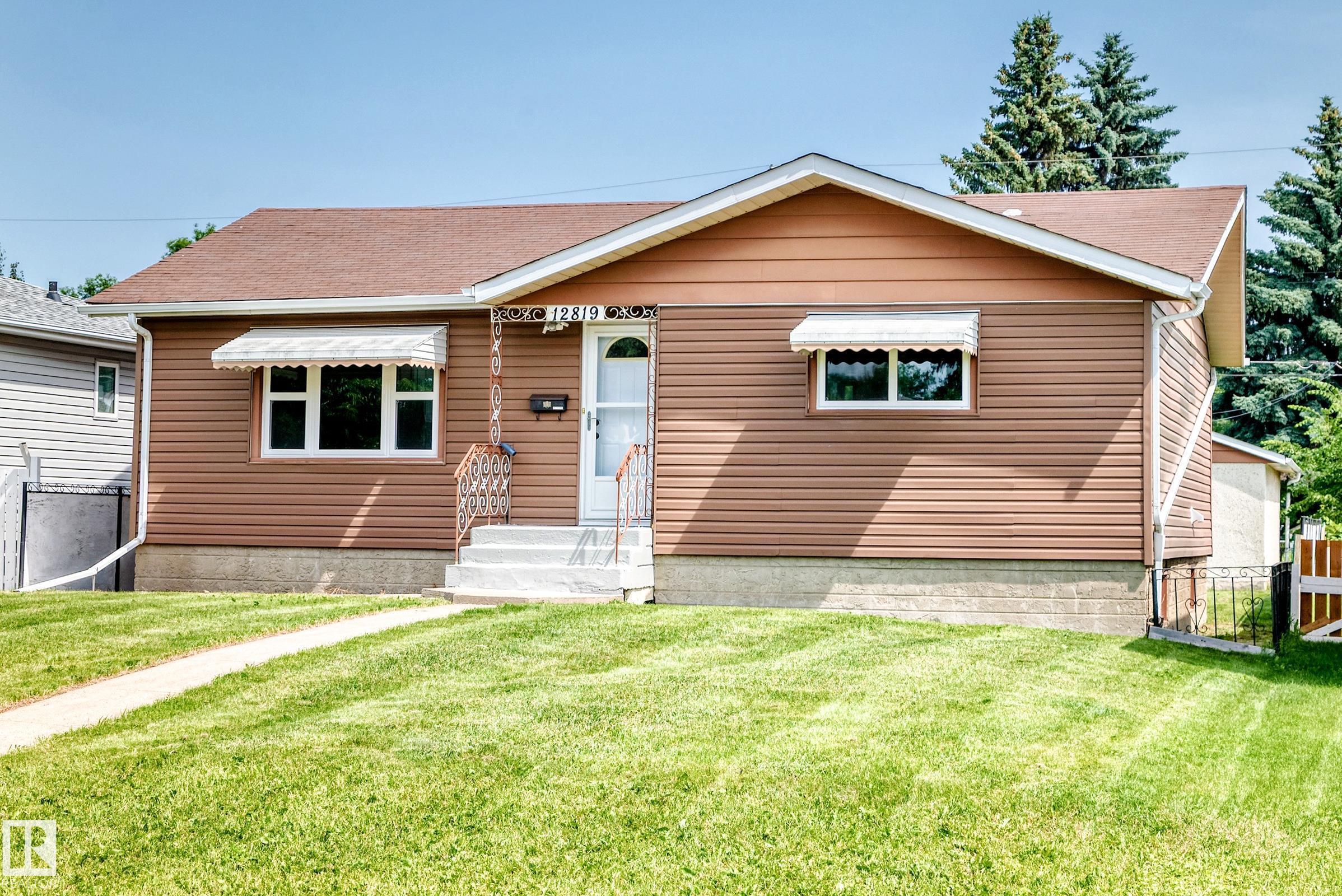 Third View of 12819 107 Street, Lauderdale, Edmonton, Alberta, T5E 4V4