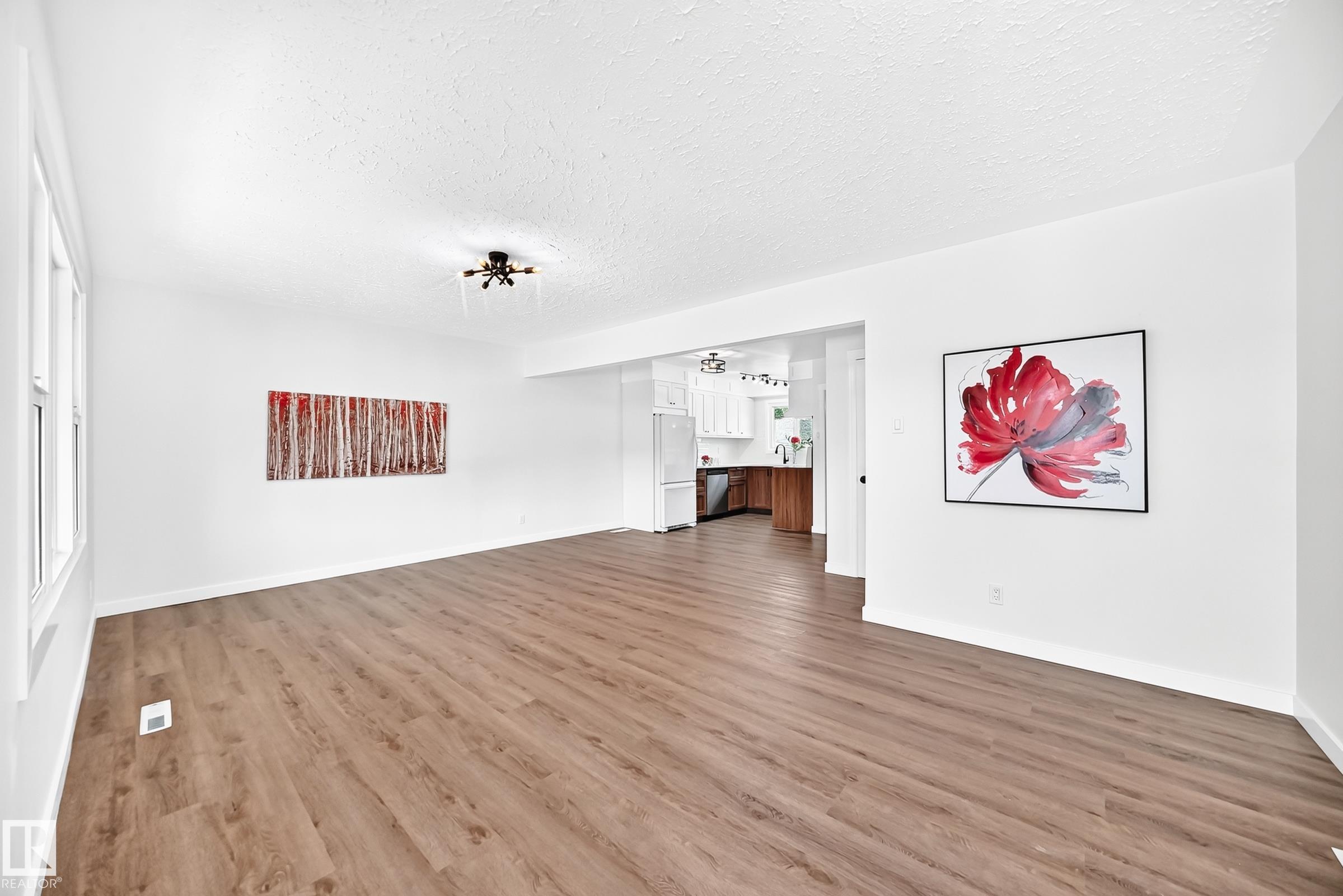 Fifth View of 12819 107 Street, Lauderdale, Edmonton, Alberta, T5E 4V4