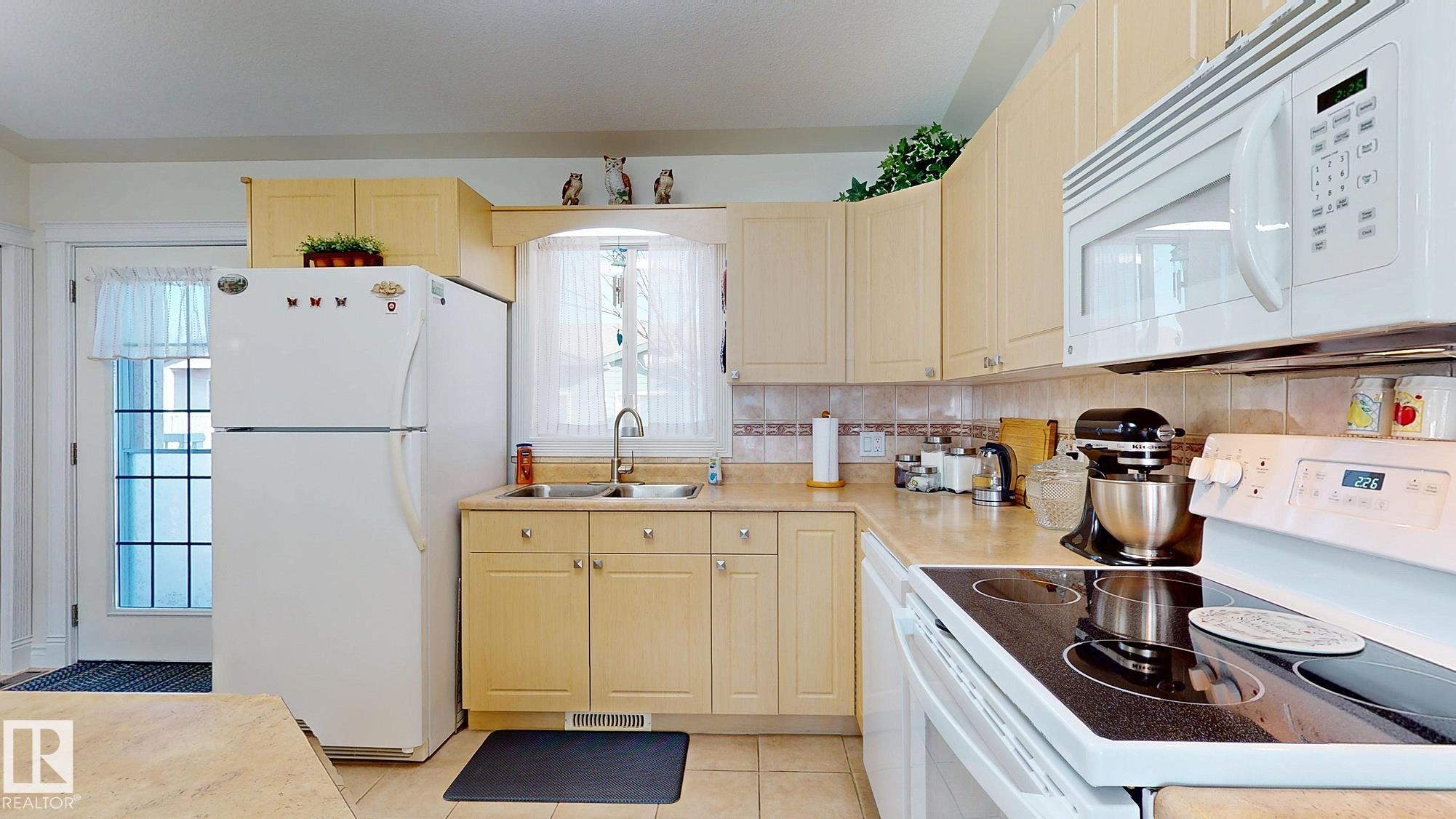 Fifth View of 3 3 Spruce Ridge Drive, Spruce Ridge, Spruce Grove, Alberta, T7X 3V5