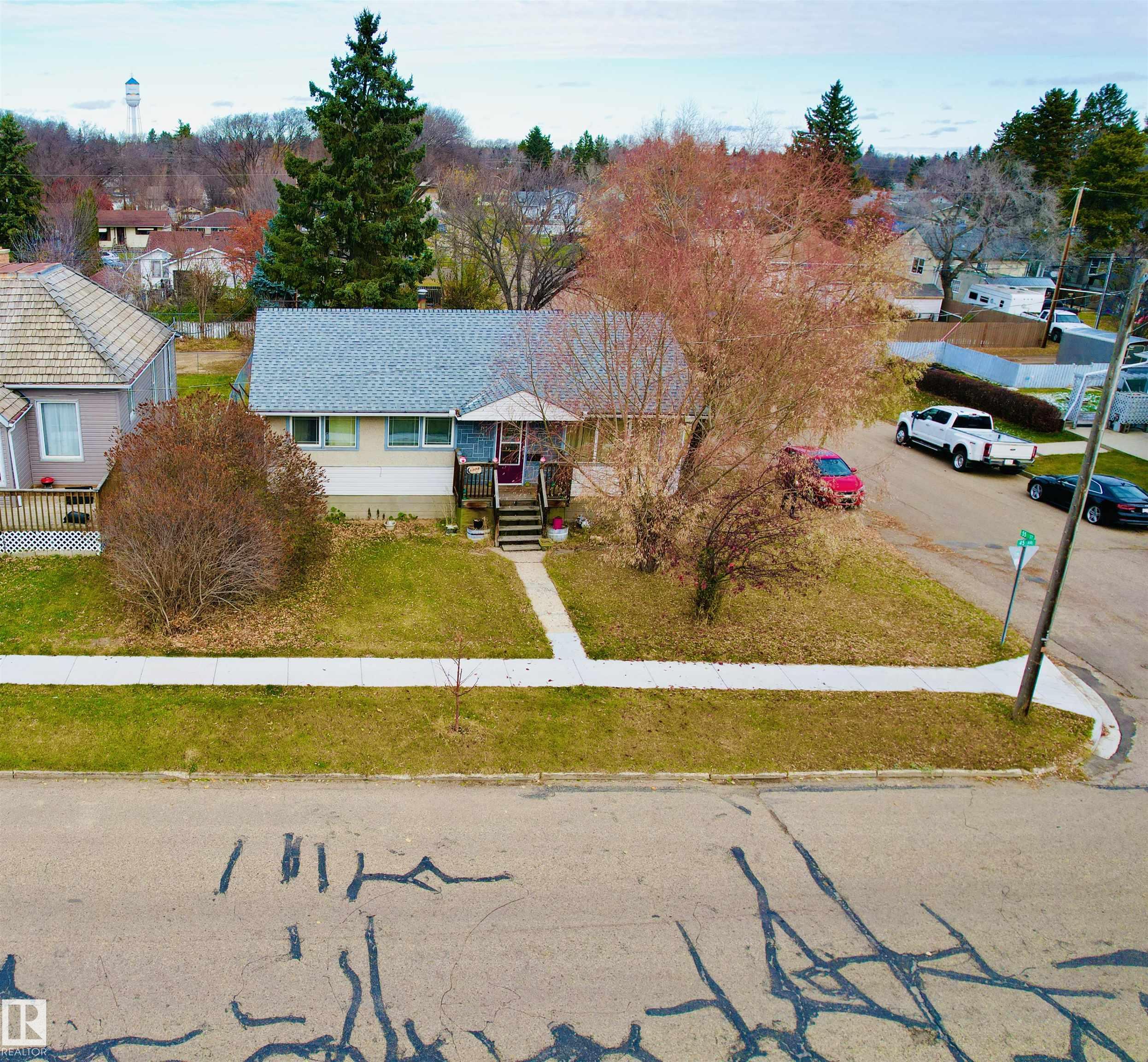 5502 45 Avenue, E4514418, Alberta,