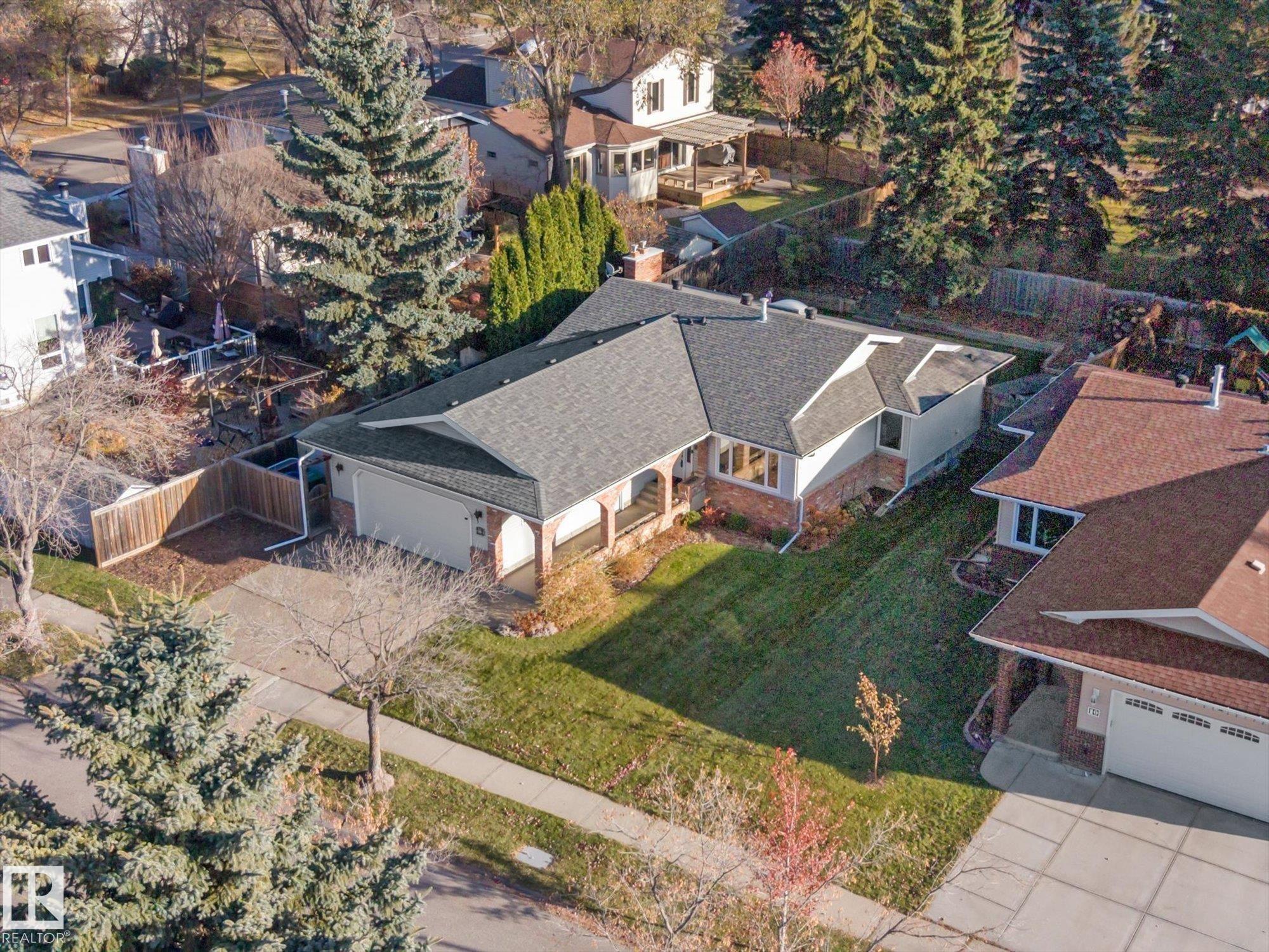 11 WOODSTOCK Place, E4514437, Alberta,