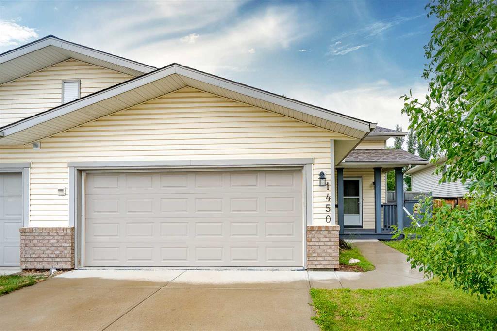 1450 Smith Avenue , A2215914, Alberta,