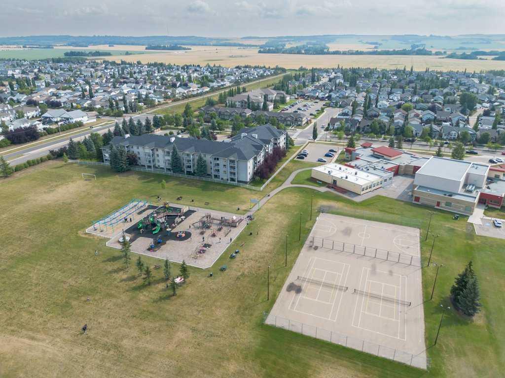 Fifth View of 411, 60 Lawford Avenue , Lonsdale, Red Deer, Alberta, T4R 3E9