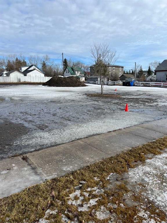 Fourth View of 810 3rd Avenue , NONE, Beaverlodge, Alberta, T0H 0C0