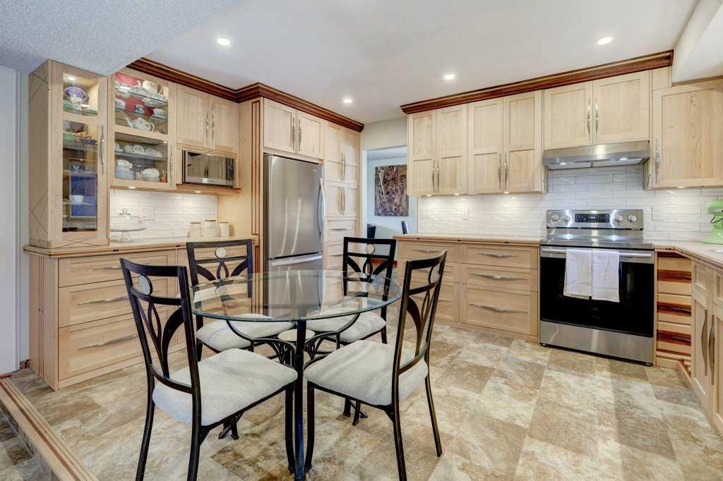 Fourth View of 19 Edgewood Place NW, Edgemont, Calgary, Alberta, T3A 2T8