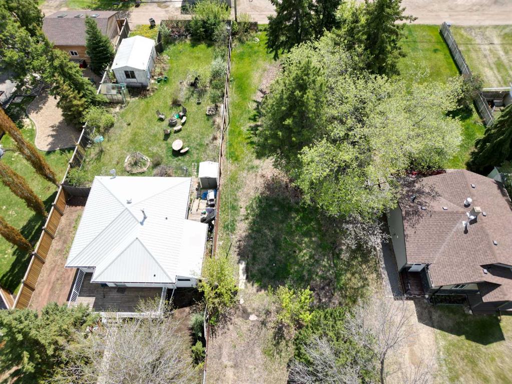 Third View of 5915 50A Avenue , Rosedale, Stettler, Alberta, T0C 2L0
