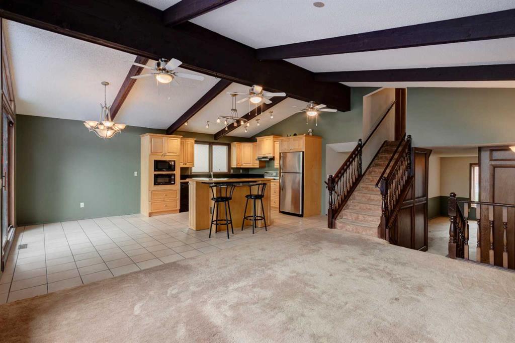 Fifth View of 59 Beaconsfield Place NW, Beddington Heights, Calgary, Alberta, T2L1V9