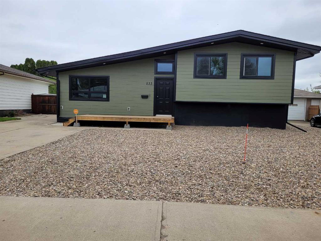 533 7 Street NE, A2222461, Alberta,