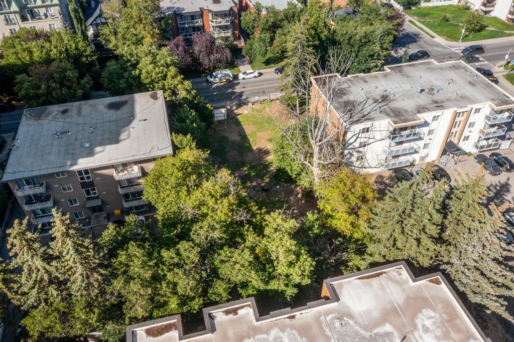 Fourth View of 211 25 Avenue SW, Mission, Calgary, Alberta, T2S0L2