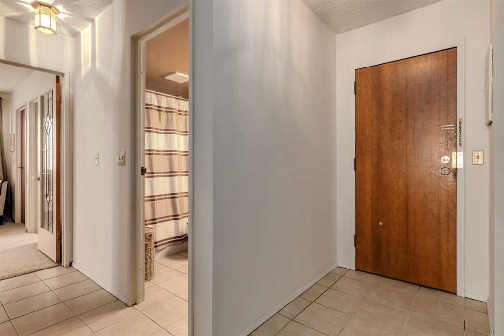 Third View of 204, 330 15 Avenue SW, Beltline, Calgary, Alberta, T2R 0P8