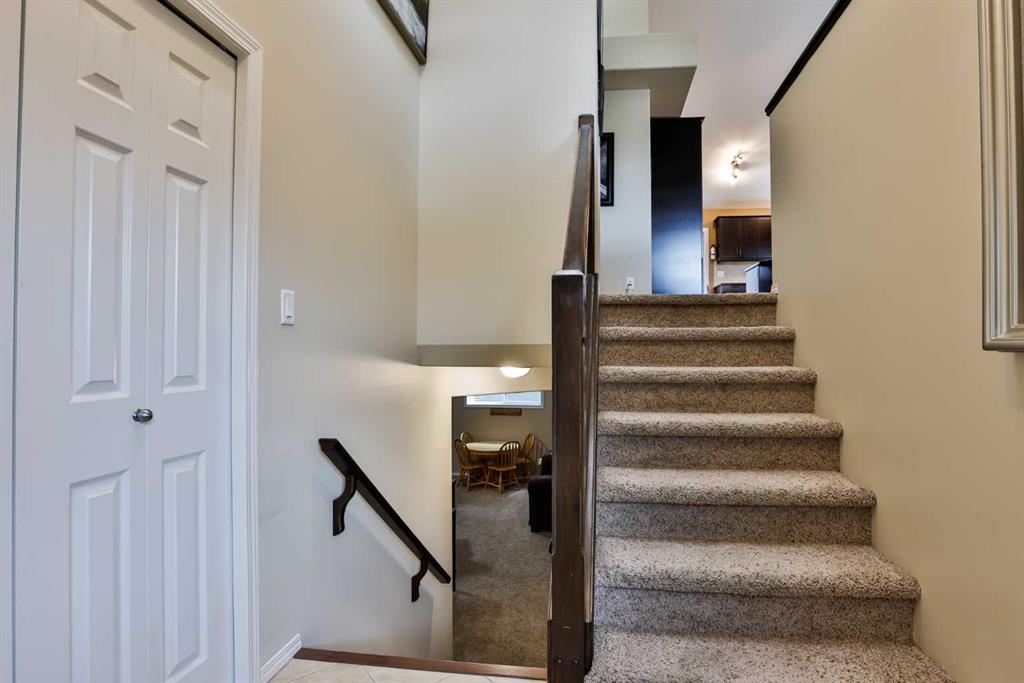 Fifth View of 19 Firelight Way W, Copperwood, Lethbridge, Alberta, T1J 4W1