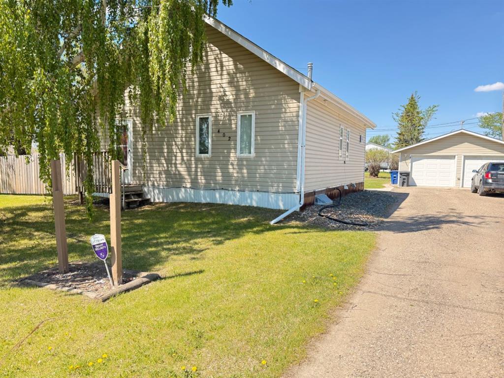 402 2 Street W, A2225209, Saskatchewan,
