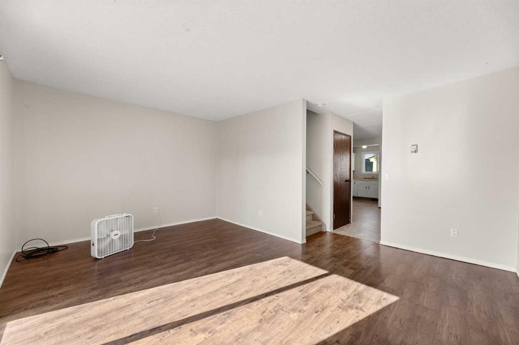 Fifth View of 18, 1706 22 Avenue , NONE, Didsbury, Alberta, T0M 0W0