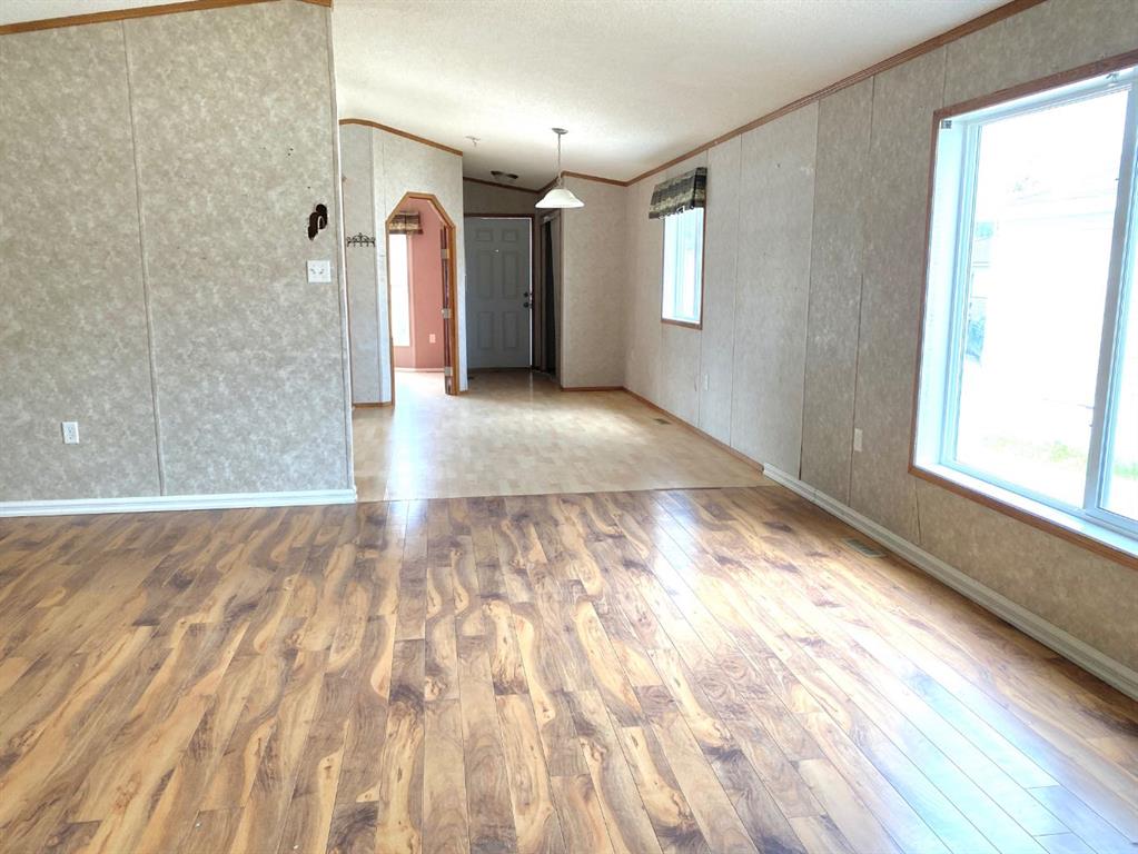 Fifth View of 109 Grey Crescent , Gregoire Park, Fort McMurray, Alberta, T9H 2N4
