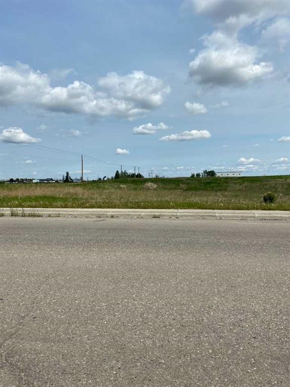 Third View of 100 Shantz Drive , NONE, Didsbury, Alberta, T0M0W0